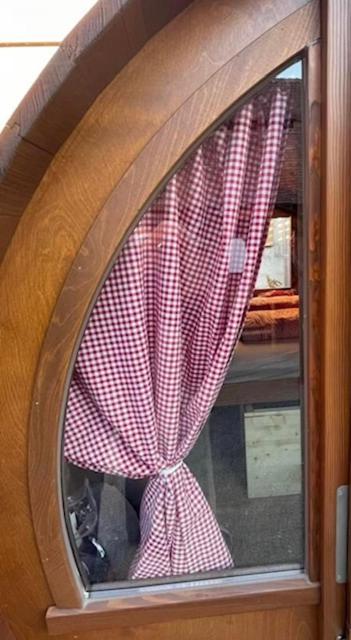 Schlafen Im Weinfass Apartment Ipsheim Luaran gambar