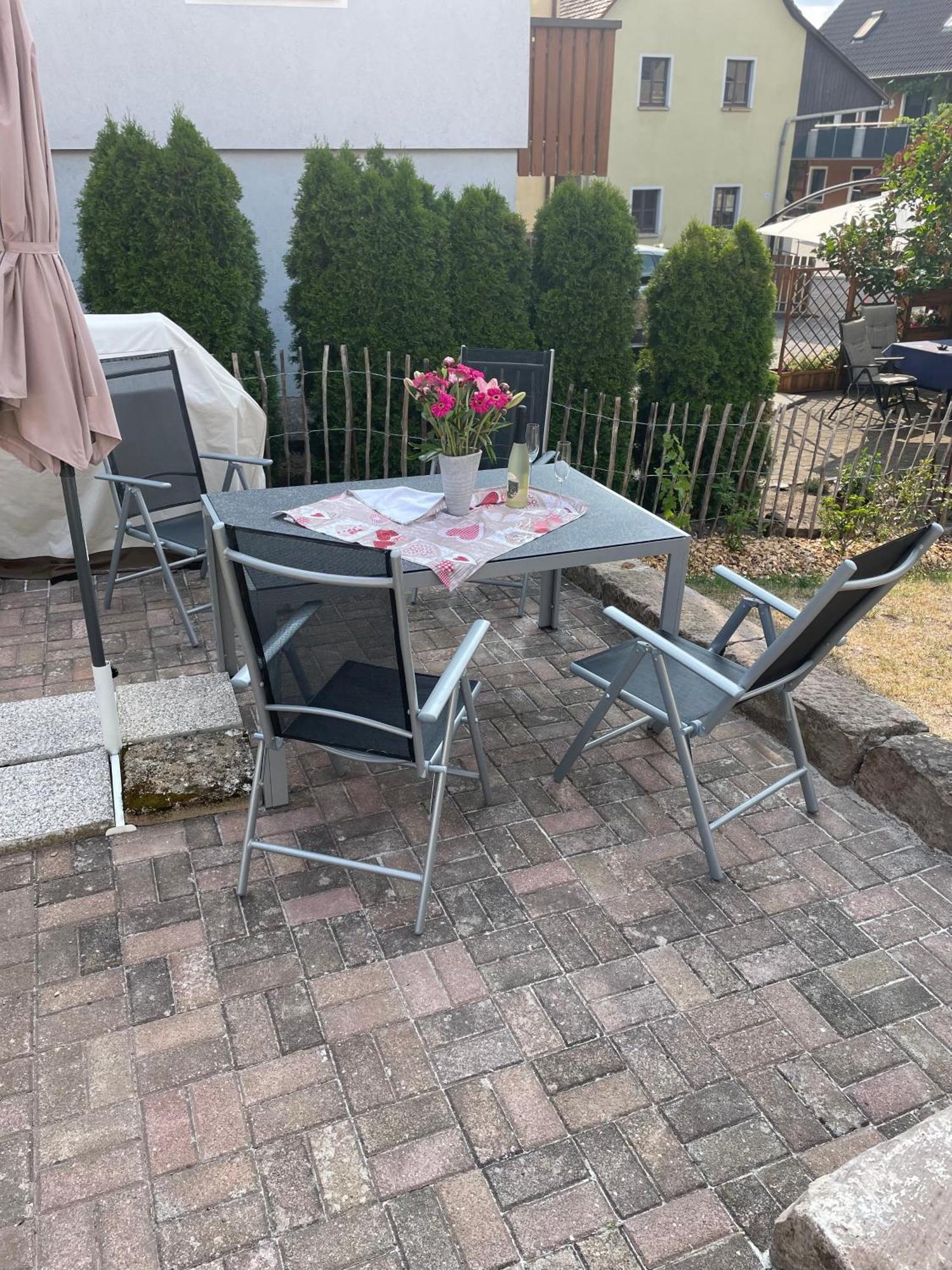 Schlafen Im Weinfass Apartment Ipsheim Luaran gambar